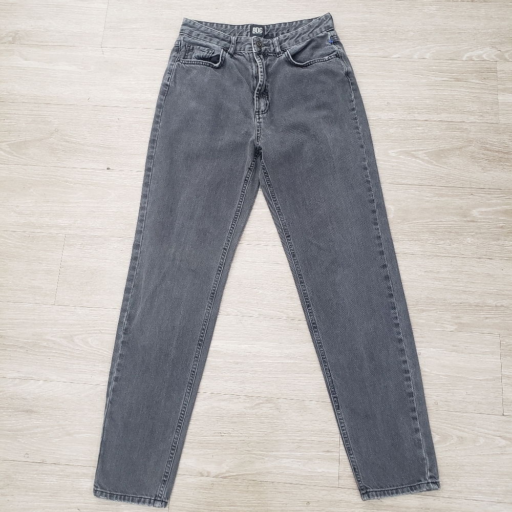 BDG Urban Outfitters MOM Jeans W27 Black Denim High Rise Tapered Leg 100% Cotton